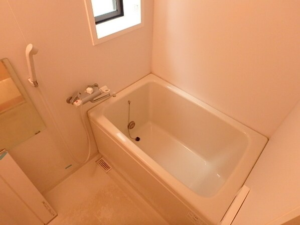 プチメゾン東戸倉IIの物件内観写真